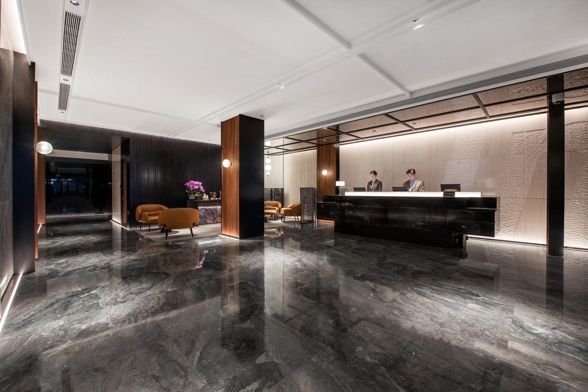 Intercityhotel South Xizang Road Near Metro Station