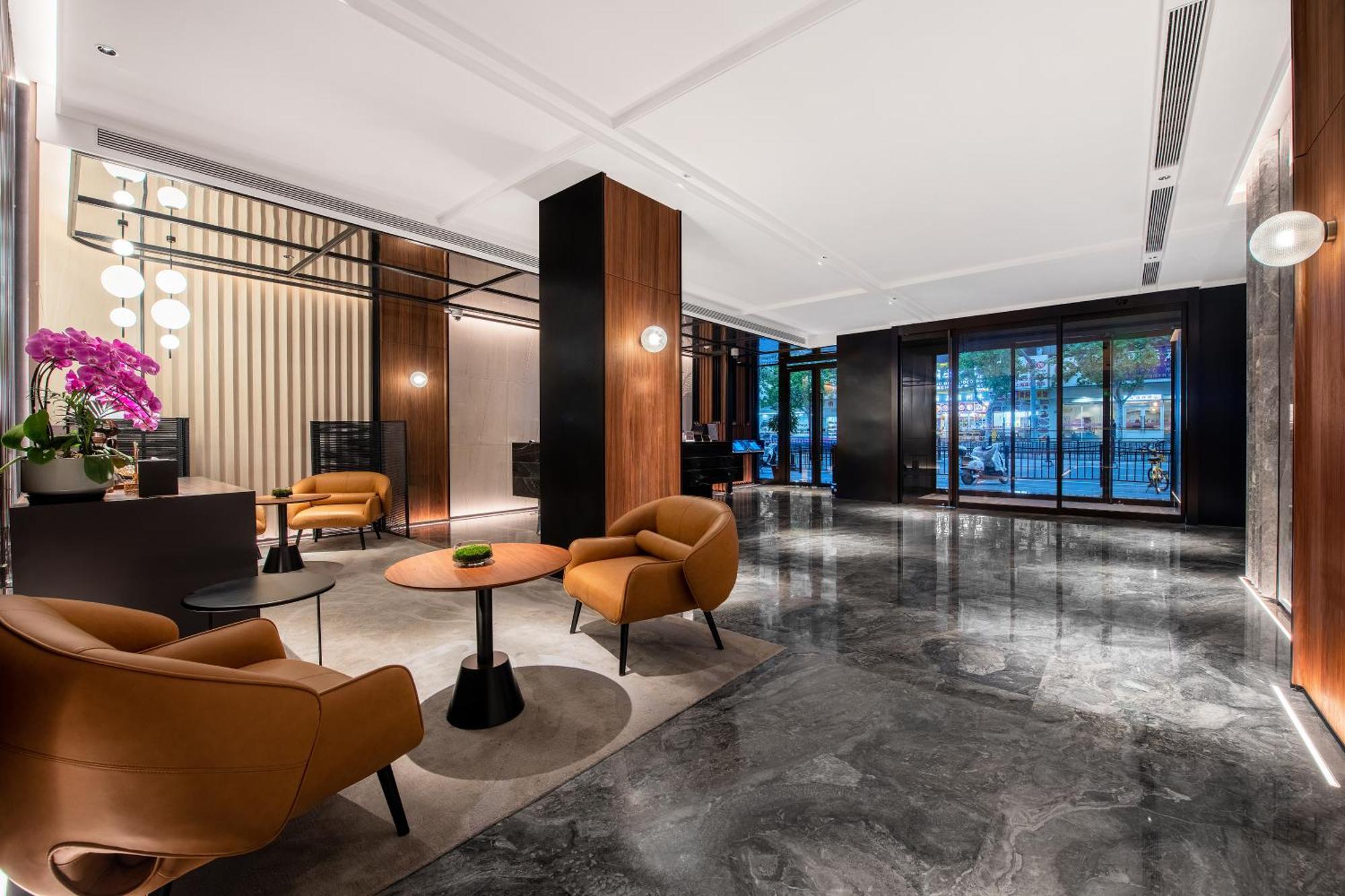 Intercityhotel South Xizang Road Near Metro Station