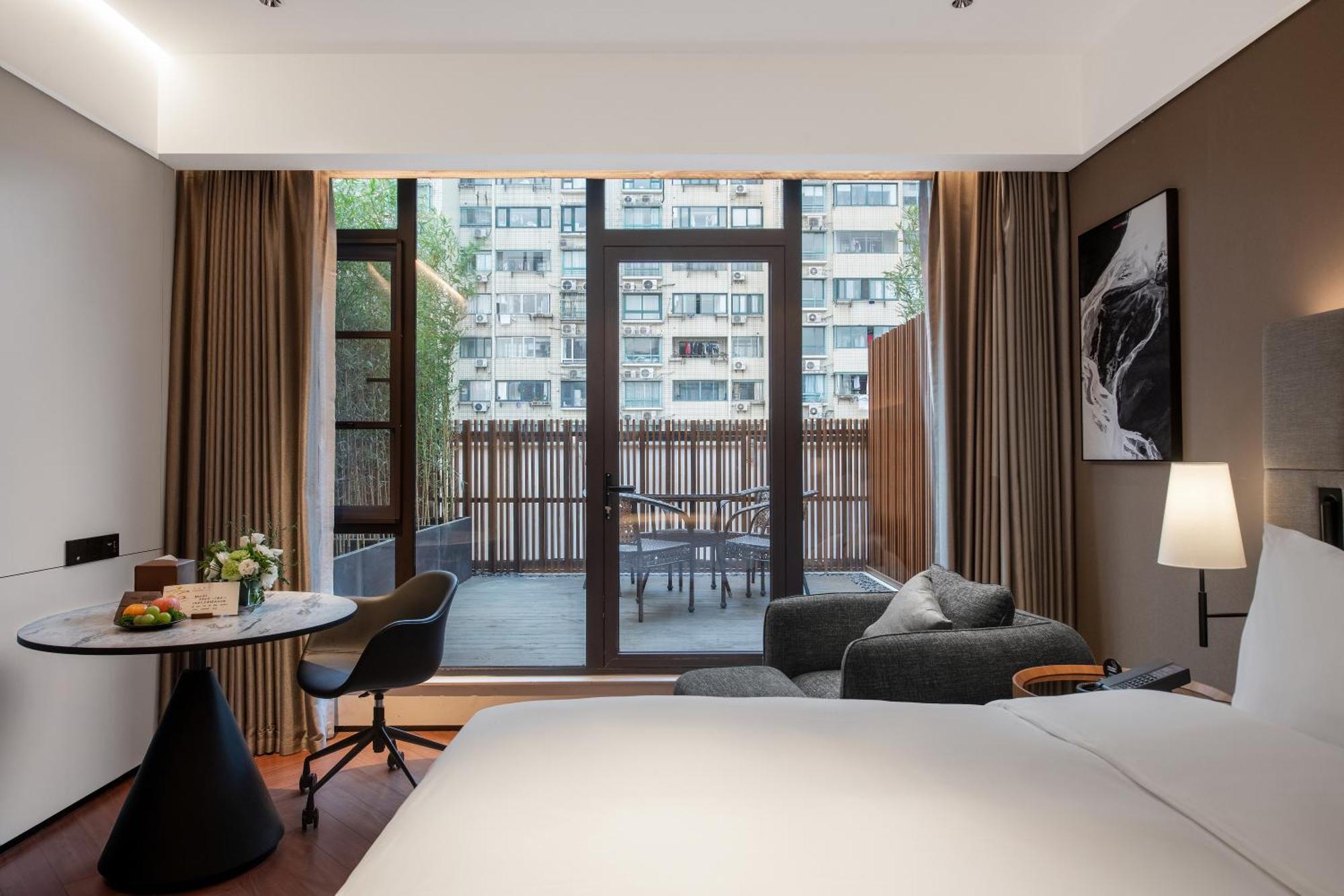 Hotel Intercityhotel South Xizang Road Near Metro Station Shanghai