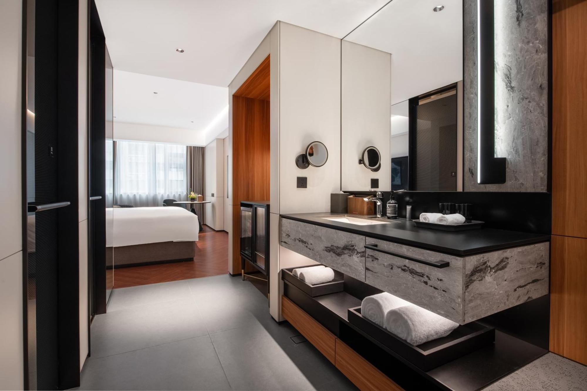 Intercityhotel South Xizang Road Near Metro Station Shanghai